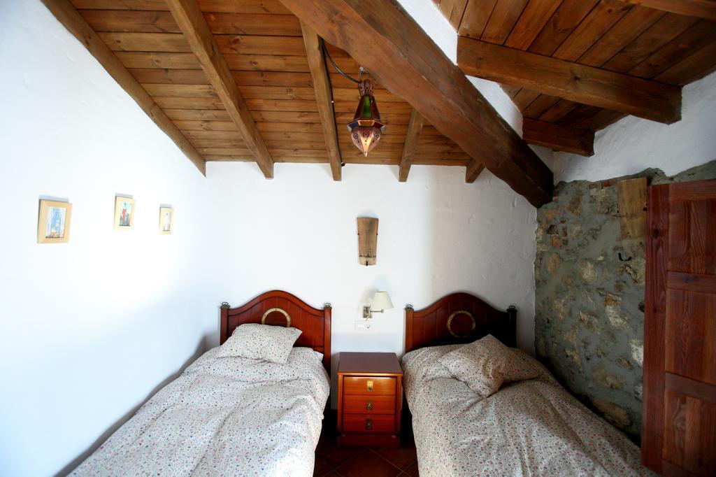 Casa Rural En Грасалема Екстериор снимка